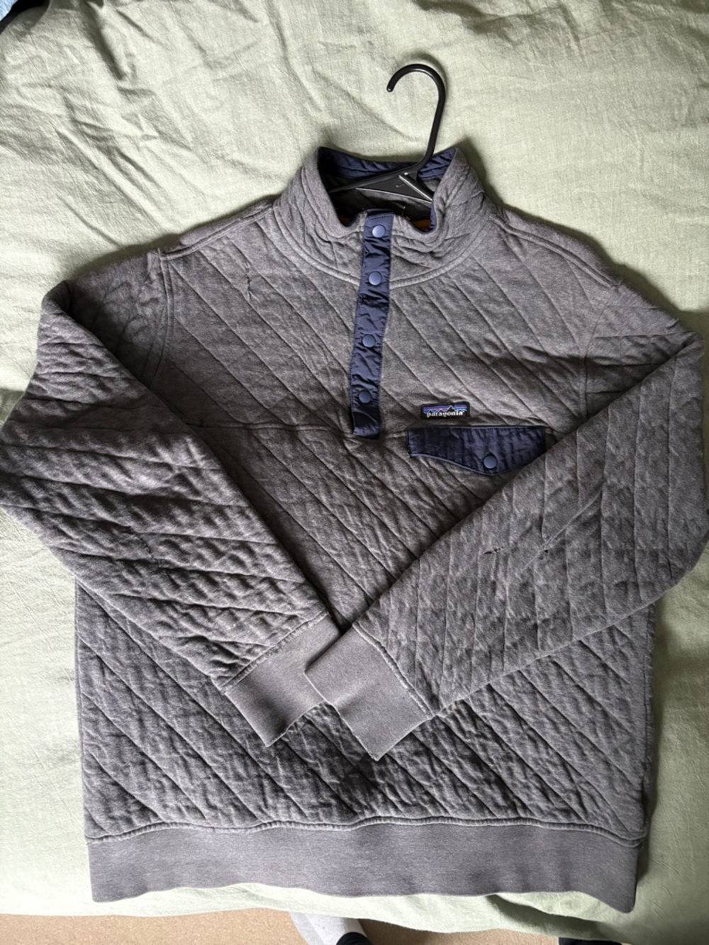 Patagonia Quilted Pullover Snap-T Pullover Sweatshirt - Size Medium **FLAWS***